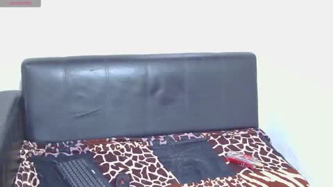 stephatine_4321 online show from December 1, 7:19 pm