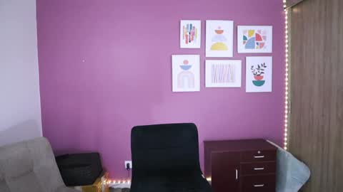 Stephany online show from December 12, 3:10 am