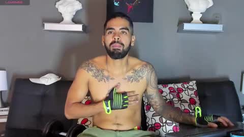    ................     online show from March 11, 10:31 pm