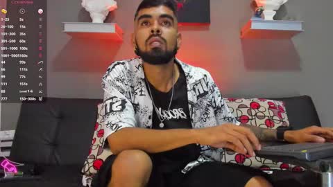    ................     online show from October 24, 9:22 pm