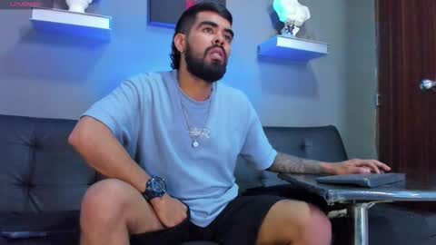    ................     online show from November 11, 5:02 pm