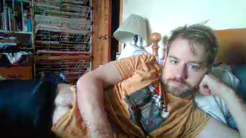 Ian23602 online show from October 25, 12:45 pm