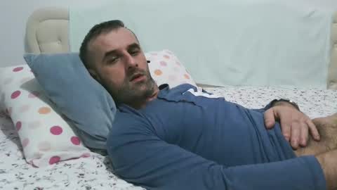 stevenpit online show from December 8, 8:04 pm