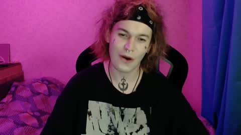 Snapshot of stevenspirs chatting on October 31, 4:52 pm Steve online show from October 31, 4:52 pm