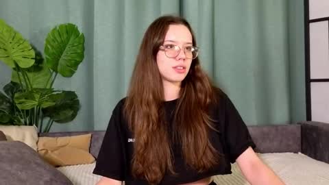 Candy online show from November 8, 6:29 pm