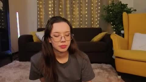 Candy online show from November 14, 10:40 pm