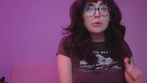 Stevie Steele online show from November 16, 4:51 am