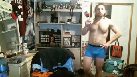 Snapshot of stickey4areason chatting on November 6, 3:18 am stickey online show from November 6, 3:18 am