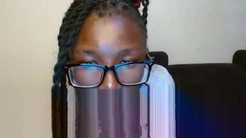 Snapshot of sticklavah chatting on October 24, 6:48 pm sticklavah online show from October 24, 6:48 pm