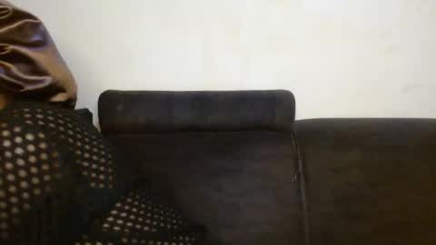 Snapshot of sticklavah chatting on December 15, 3:33 am sticklavah online show from December 15, 3:33 am