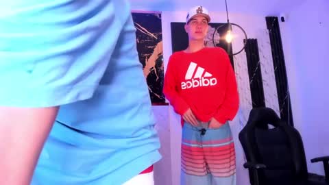 Snapshot of stiiveen_24cm chatting on December 11, 8:47 am Stiven brendan online show from December 11, 8:47 am