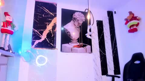 Snapshot of stiiveen_24cm chatting on December 15, 10:07 am Stiven brendan online show from December 15, 10:07 am