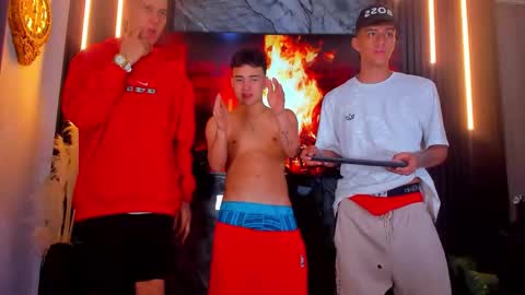 Snapshot of stiiveen_24cm chatting on September 20, 7:09 am Stiven brendan online show from September 20, 7:09 am