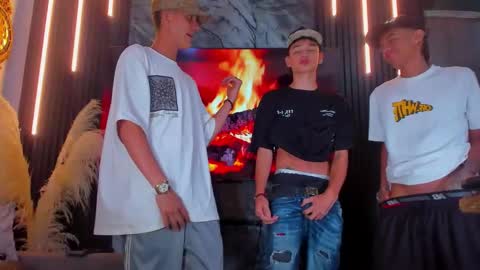 Snapshot of stiiveen_24cm chatting on September 27, 4:28 am Stiven brendan online show from September 27, 4:28 am