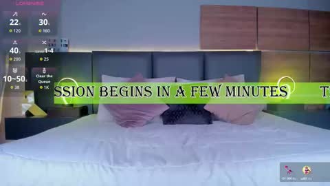 Stone Lee  online show from September 10, 7:30 am