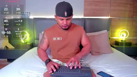 Stone Lee  online show from October 16, 1:28 am