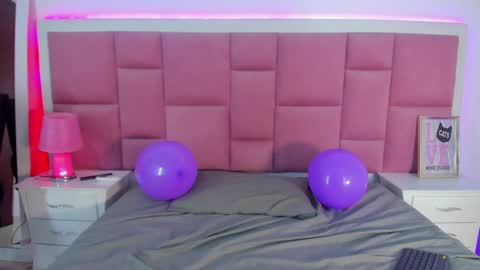 Snapshot of stormihills chatting on March 11, 5:02 pm Sweety Stormi online show from March 11, 5:02 pm