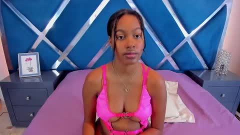 Snapshot of stormihills chatting on October 7, 4:59 pm Sweety Stormi online show from October 7, 4:59 pm