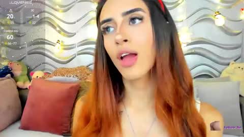 Snapshot of stormirusso chatting on December 16, 11:50 pm Mar online show from December 16, 11:50 pm