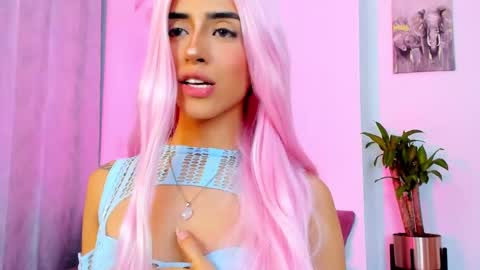 Snapshot of stormirusso chatting on January 22, 2:26 am Mar online show from January 22, 2:26 am