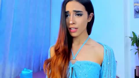 Snapshot of stormirusso chatting on January 30, 12:50 am Mar online show from January 30, 12:50 am