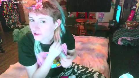 Snapshot of stormythunder chatting on February 8, 11:12 am Stormythunder online show from February 8, 11:12 am