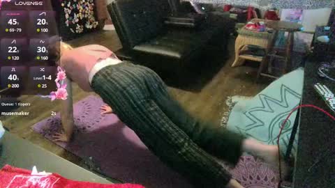 Snapshot of stormythunder chatting on February 11, 10:26 am Stormythunder online show from February 11, 10:26 am