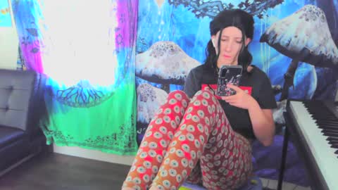 Snapshot of stormythunder chatting on October 1, 5:08 pm Stormythunder online show from October 1, 5:08 pm