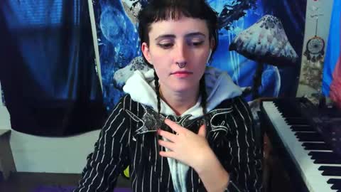 Snapshot of stormythunder chatting on November 24, 6:40 pm Stormythunder online show from November 24, 6:40 pm