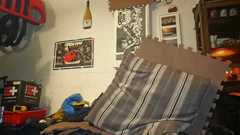 Snapshot of str8foryouguy chatting on February 20, 3:19 pm Str8 online show from February 20, 3:19 pm