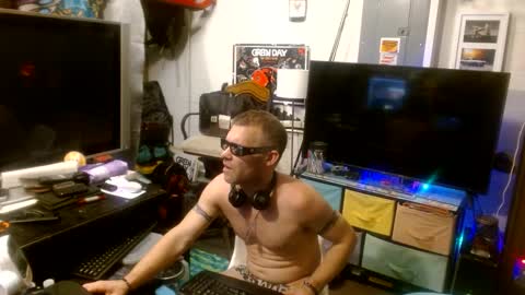 Snapshot of str8foryouguy chatting on March 10, 2:39 am Str8 online show from March 10, 2:39 am
