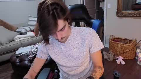 str8whiteboy21 online show from September 14, 1:38 am