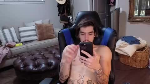 str8whiteboy21 online show from September 19, 1:34 pm