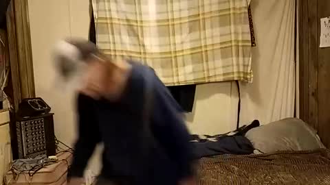 Snapshot of straighttoy chatting on December 1, 10:53 am straighttoy online show from December 1, 10:53 am