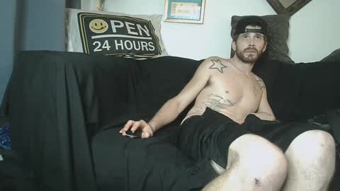 straitpipermann22 online show from October 8, 6:22 am