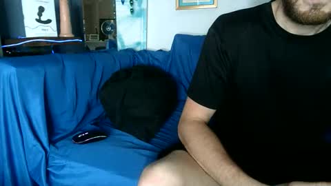 straitpipermann22 online show from November 23, 8:41 pm