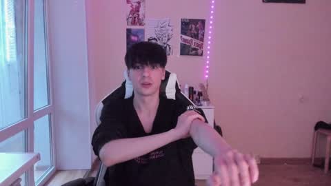 Ray online show from December 9, 7:39 am