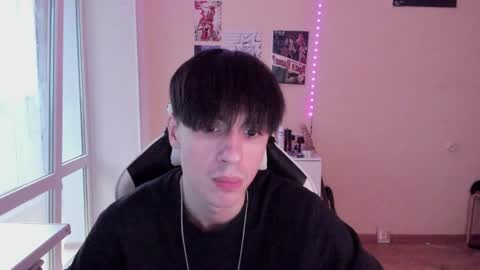 Ray online show from December 9, 10:43 am