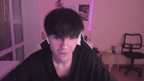 Ray online show from December 14, 5:58 pm