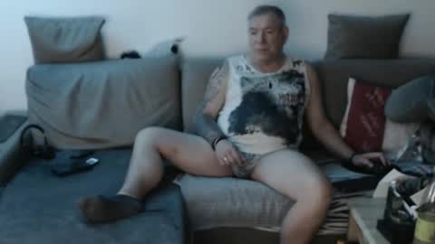 Stranger online show from September 30, 5:34 am