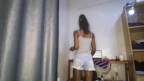 streetlioness online show from September 19, 7:32 am