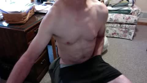 Snapshot of strokerace4020 chatting on October 30, 8:20 pm strokerace4020 online show from October 30, 8:20 pm