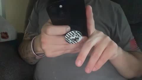 stroking33again online show from October 4, 9:24 pm