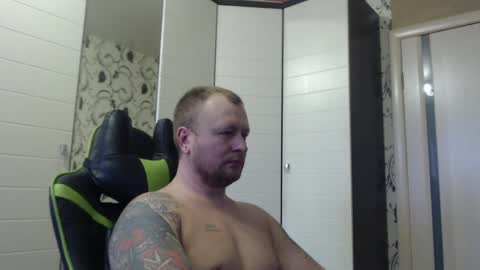 Alex online show from January 2, 9:00 am