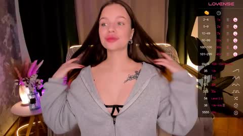 Mary online show from November 20, 8:25 am