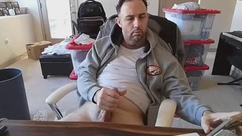 Snapshot of stukeswg chatting on March 12, 4:24 pm Simon online show from March 12, 4:24 pm