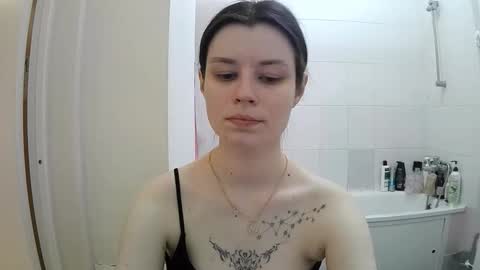 Snapshot of style_bliss chatting on November 19, 7:47 pm Eva online show from November 19, 7:47 pm