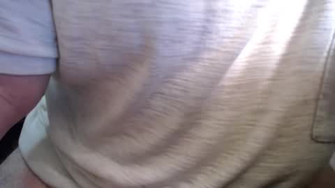 Snapshot of subswichuser00060960 chatting on December 8, 9:24 am subswitchuser online show from December 8, 9:24 am