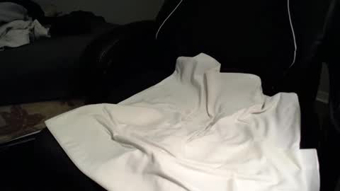 Snapshot of subswichuser00060960 chatting on January 6, 9:08 am subswitchuser online show from January 6, 9:08 am