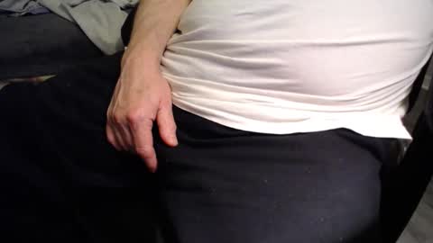 Snapshot of subswichuser00060960 chatting on January 24, 1:03 pm subswitchuser online show from January 24, 1:03 pm